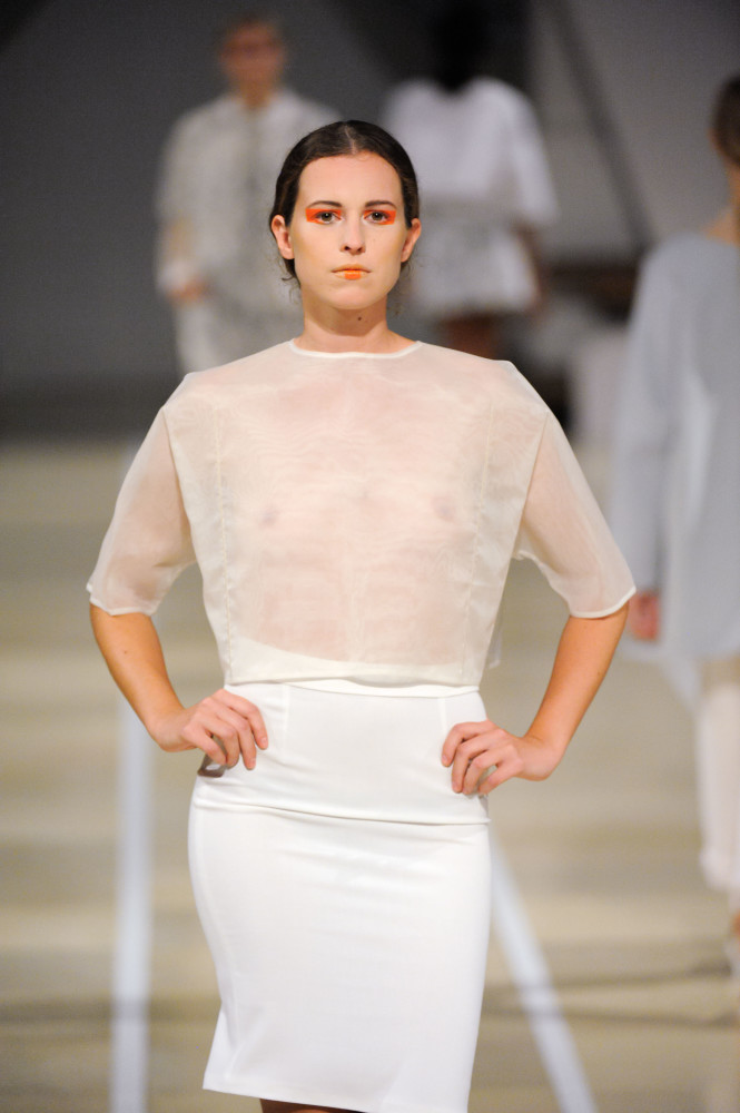 21-Julia_A+2015-00077